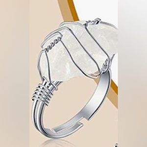 The Clarity Ring 💍 Clear Quartz Silver